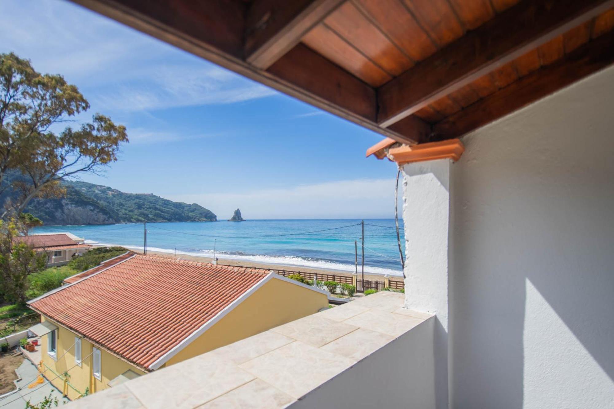 Louiza Apartments Agios Gordios  Zewnętrze zdjęcie