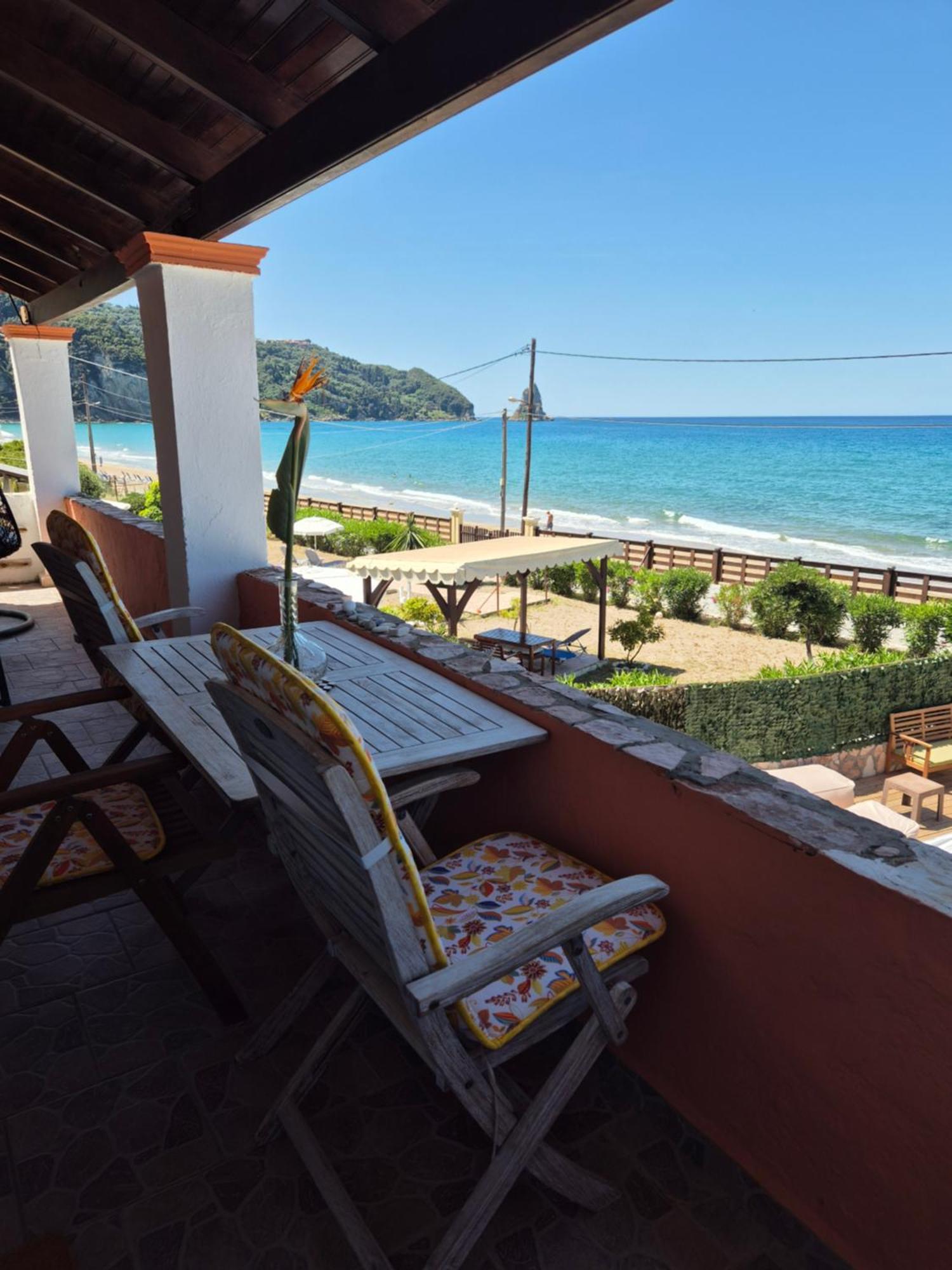 Louiza Apartments Agios Gordios  Zewnętrze zdjęcie