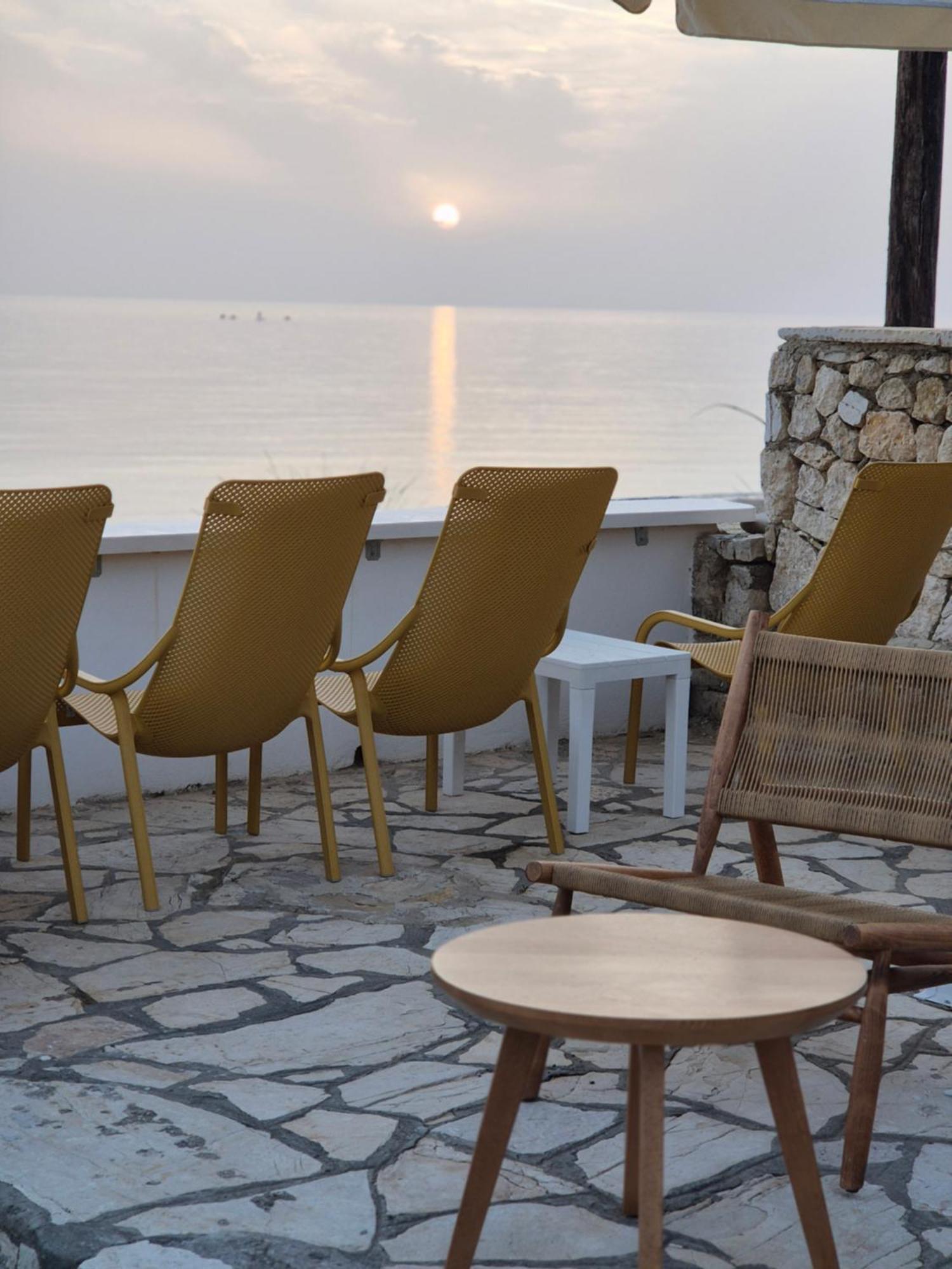 Louiza Apartments Agios Gordios  Zewnętrze zdjęcie