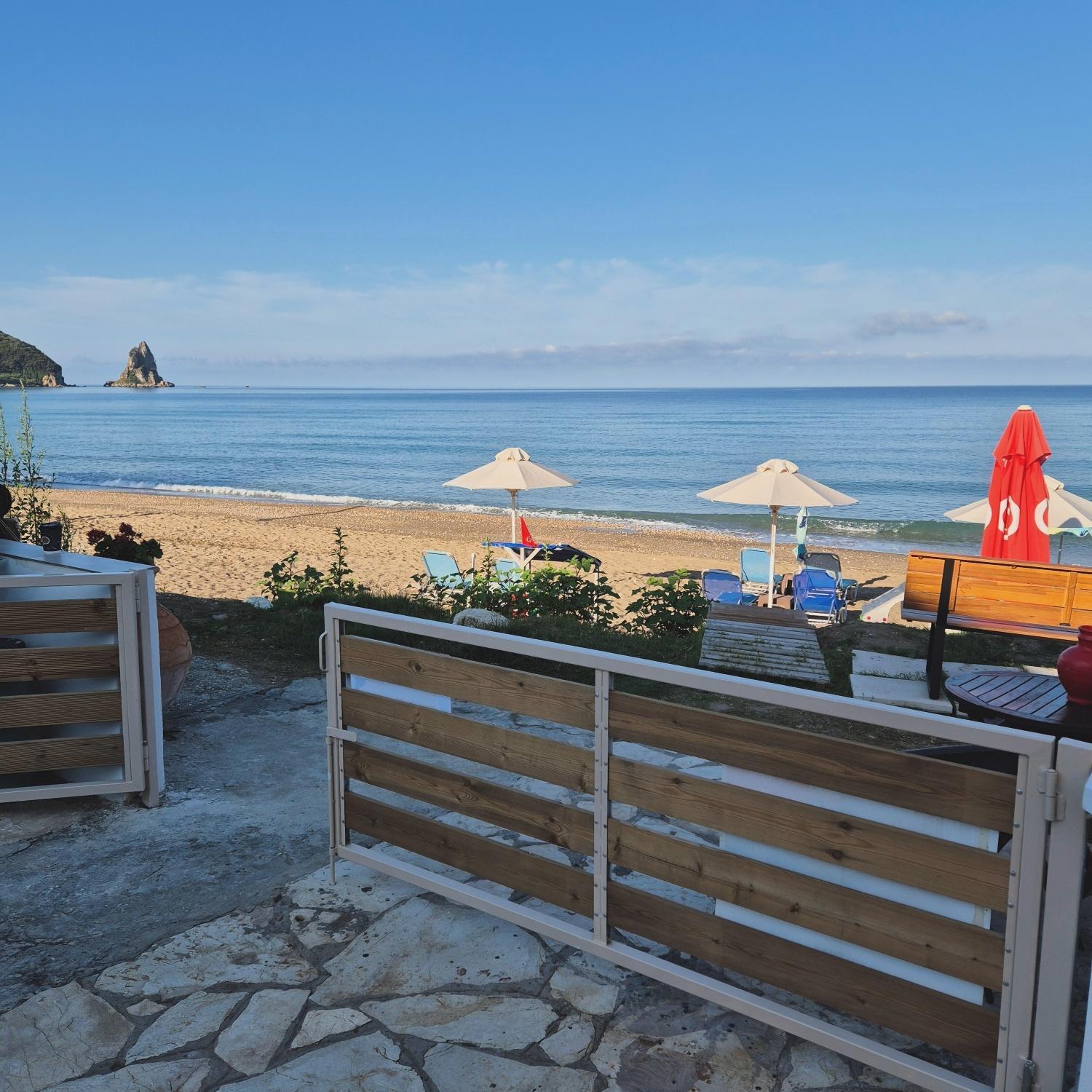 Louiza Apartments Agios Gordios  Zewnętrze zdjęcie