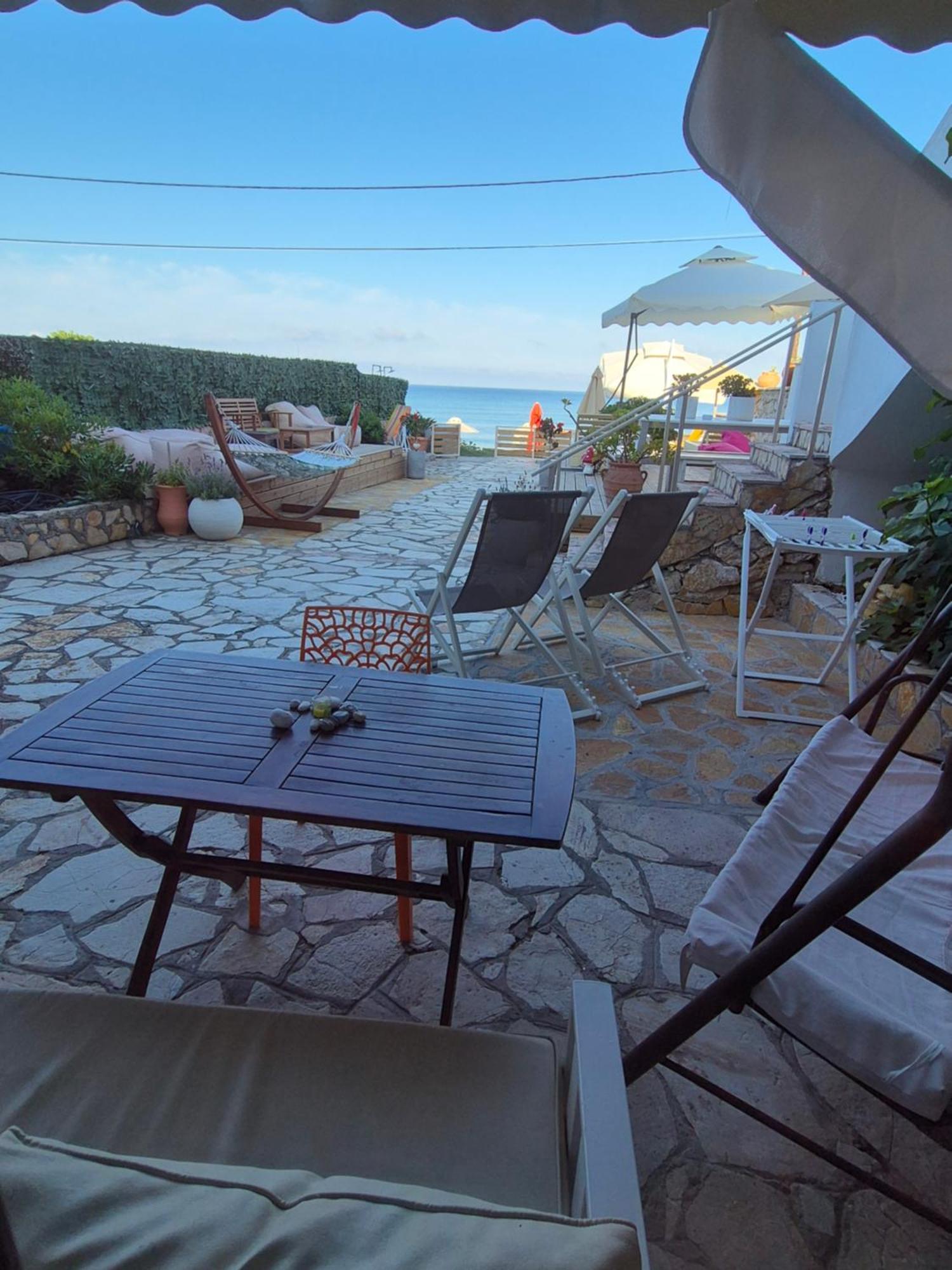 Louiza Apartments Agios Gordios  Zewnętrze zdjęcie
